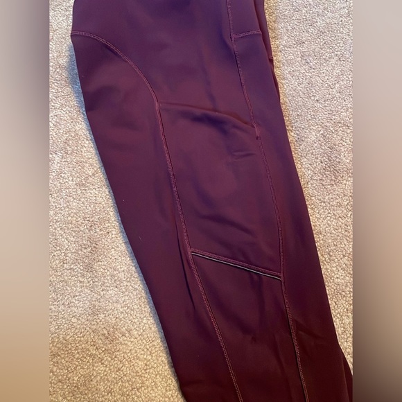 Lululemon Leggings Size 6 Garnet/ Maroon - Picture 3 of 6